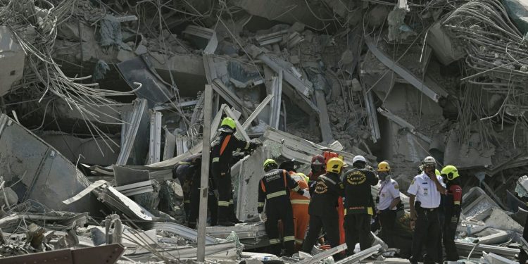 म्यानमारमा ७.७ म्याग्निच्युडको शक्तिशाली भूकम्प, बैंककमा समेत ठूलो आगजनी